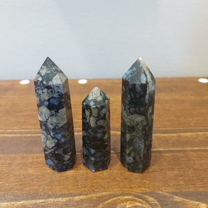 Dark Que Sera Towers - Scratch & Dent